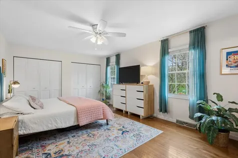 2209 Mecan Drive Naperville IL 60564
