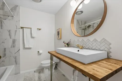 2209 Mecan Drive Naperville IL 60564