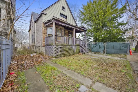 12108 South Parnell Avenue Chicago IL 60628