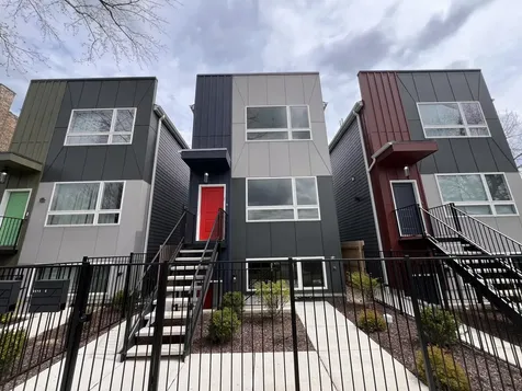 6513 South Langley Avenue Chicago IL 60637