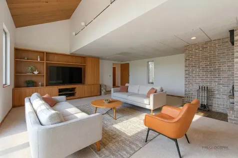 25854 West Nippersink Road Round Lake IL 60073