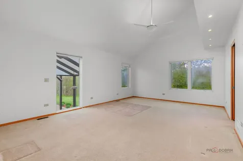 25854 West Nippersink Road Round Lake IL 60073