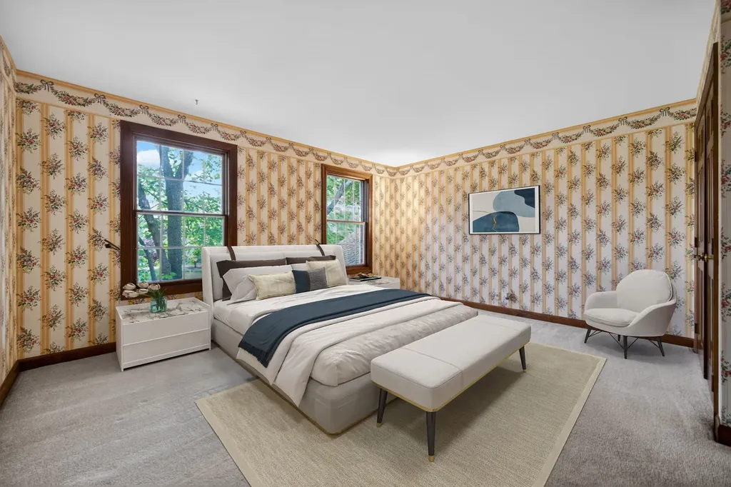 355 Trinity Lane Oak Brook IL 60523