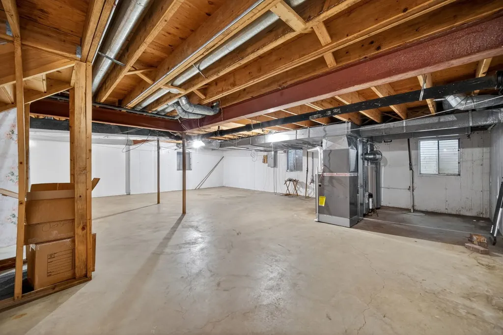 355 Trinity Lane Oak Brook IL 60523