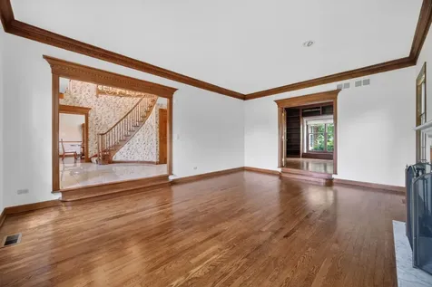 355 Trinity Lane Oak Brook IL 60523