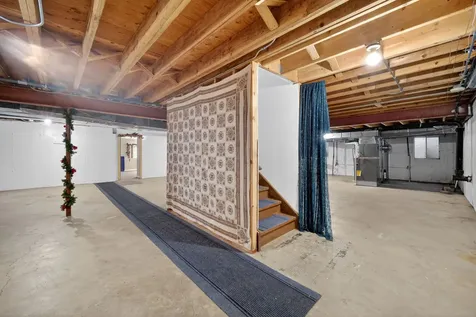 355 Trinity Lane Oak Brook IL 60523