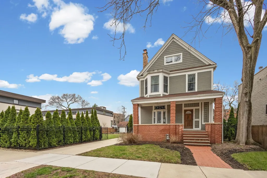 4916 South Blackstone Avenue Chicago IL 60615