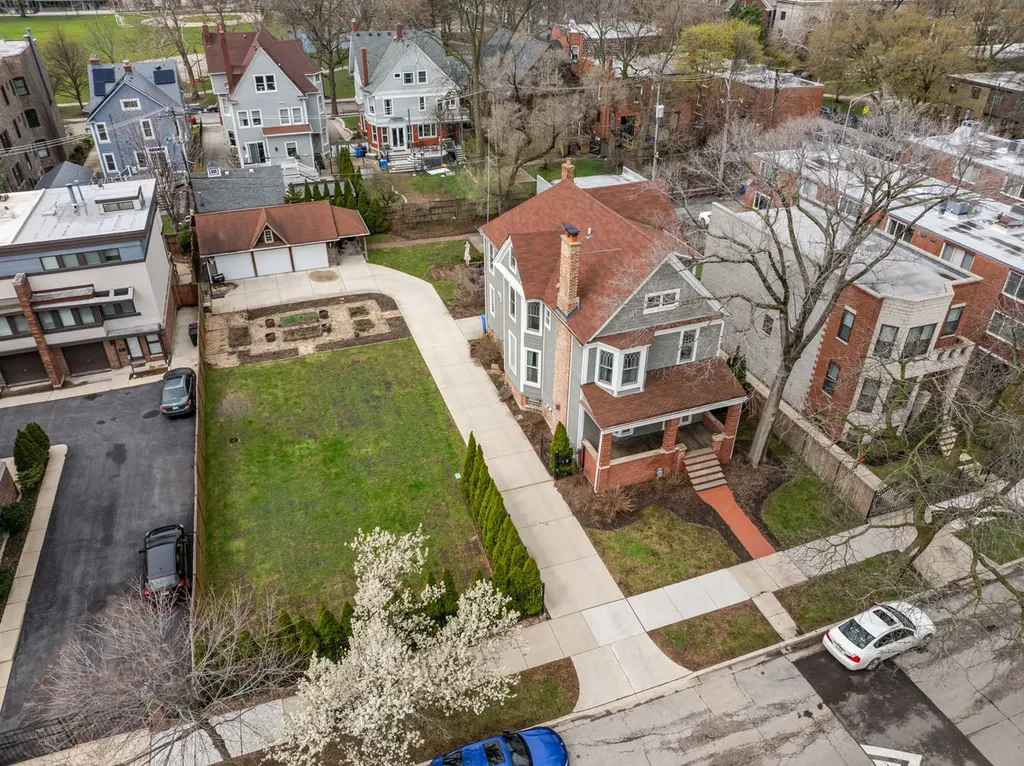 4916 South Blackstone Avenue Chicago IL 60615