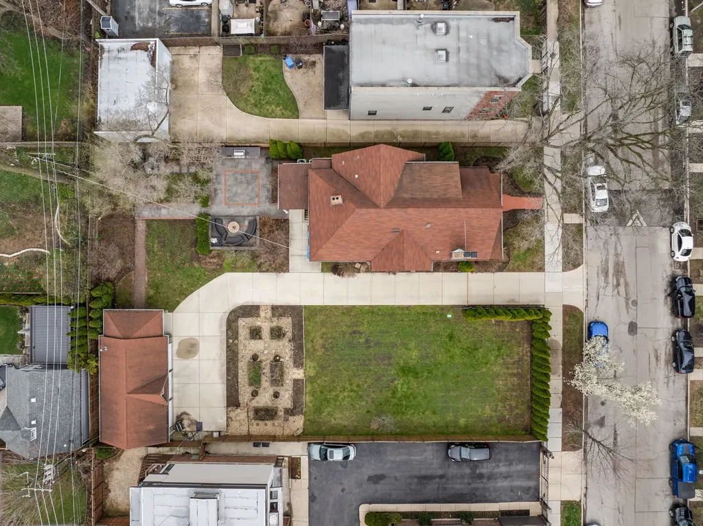 4916 South Blackstone Avenue Chicago IL 60615
