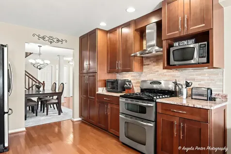 910 Sweetflower Drive Hoffman Estates IL 60169