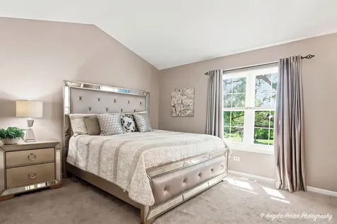 910 Sweetflower Drive Hoffman Estates IL 60169