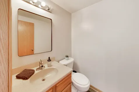 18 New Haven Drive Cary IL 60013