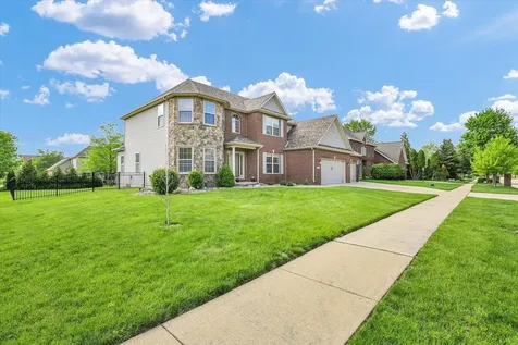 1821 Benodot Street Champaign IL 61822