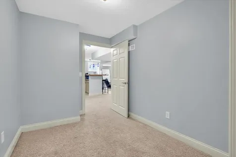 1821 Benodot Street Champaign IL 61822