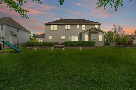 1821 Benodot Street Champaign IL 61822