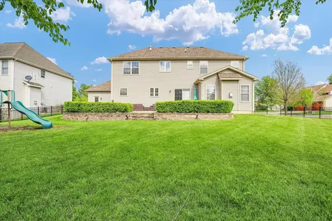 1821 Benodot Street Champaign IL 61822