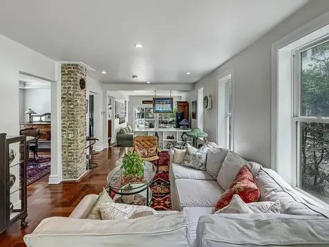 882 Willow Road Winnetka IL 60093