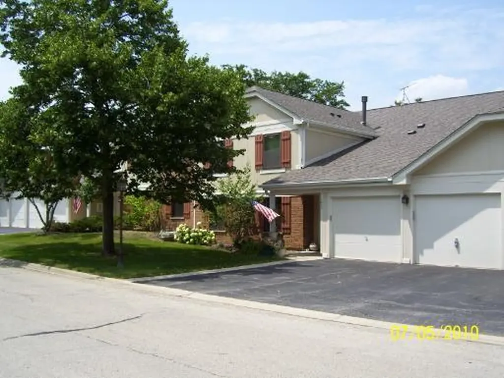 1470 Williamsburg Drive Schaumburg IL 60193