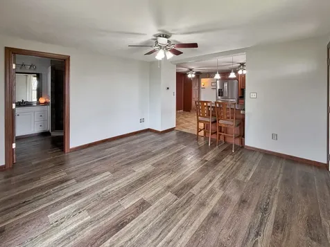 2472 West Red Oak Road Freeport IL 61032
