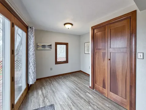 2472 West Red Oak Road Freeport IL 61032