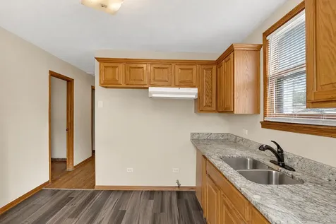 15613 South Homan Avenue Markham IL 60428