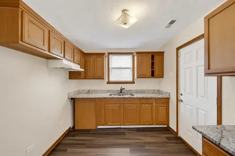 15613 South Homan Avenue Markham IL 60428