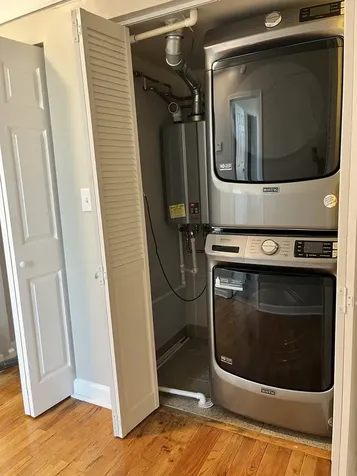 501 West 60th Place Chicago IL 60621