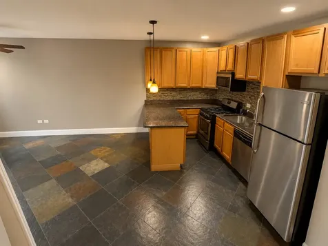 4207 South Indiana Avenue Chicago IL 60653