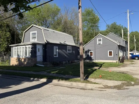 104 South State Street Lincoln IL 62656