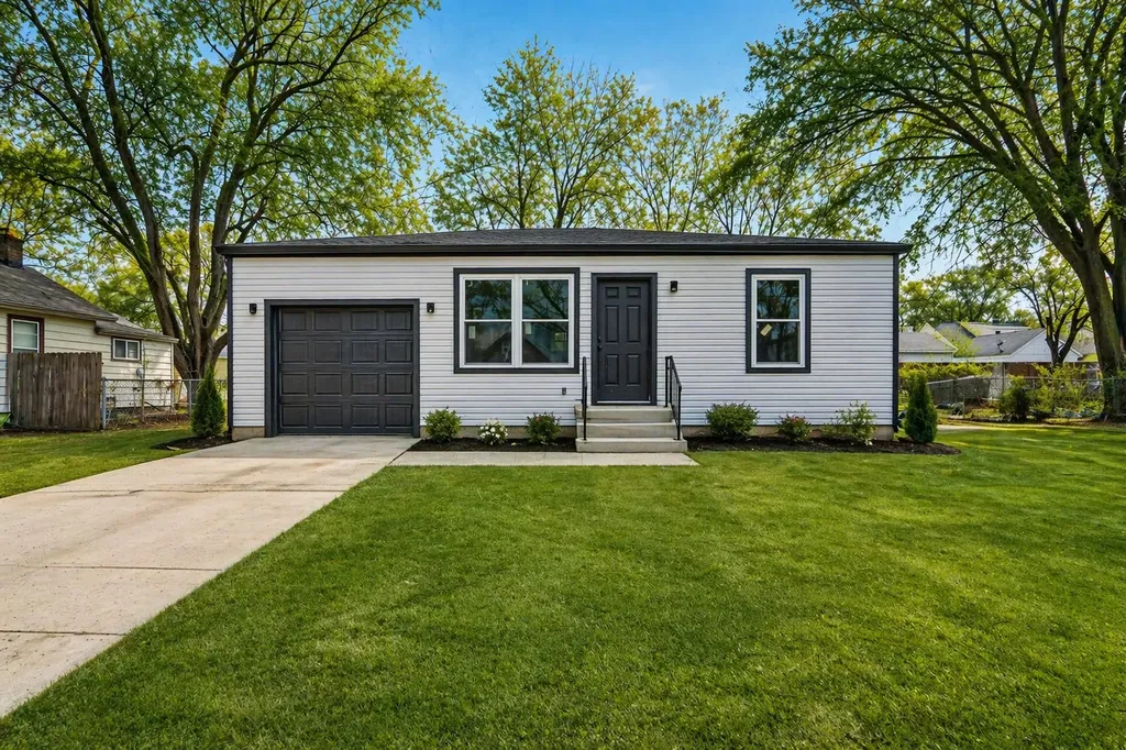 2814 Marshall Street Rockford IL 61109