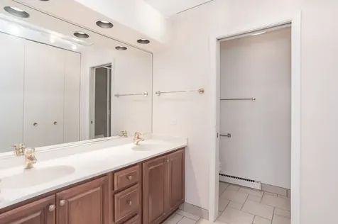 141 North La Grange Road La Grange IL 60525