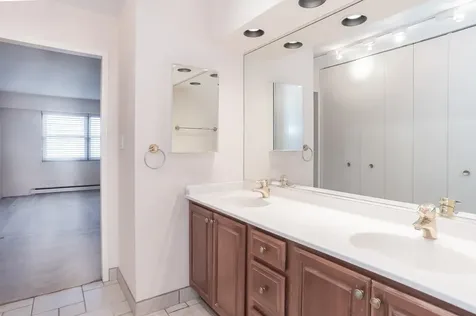141 North La Grange Road La Grange IL 60525