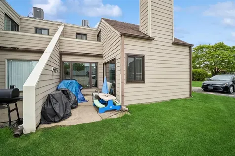 3309 Beacon Street North Chicago IL 60064