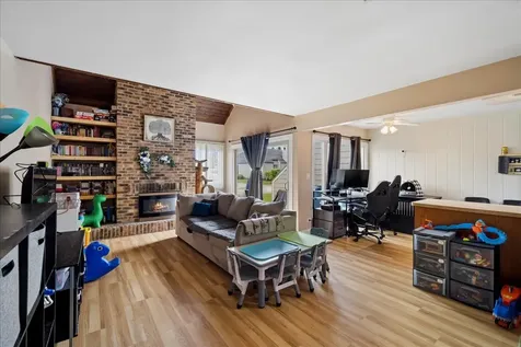 3309 Beacon Street North Chicago IL 60064