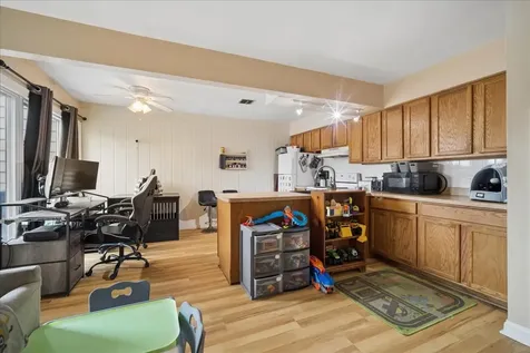 3309 Beacon Street North Chicago IL 60064