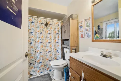 3309 Beacon Street North Chicago IL 60064