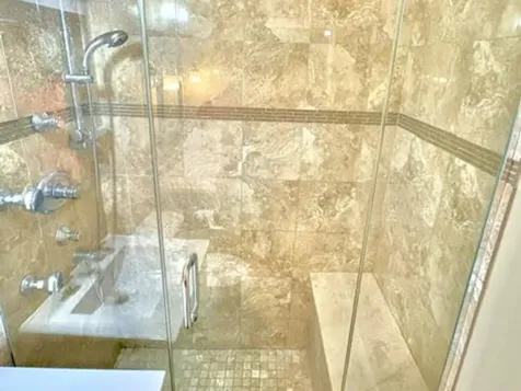 1360 North Sandburg Terrace Chicago IL 60610
