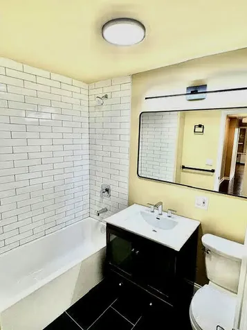 1360 North Sandburg Terrace Chicago IL 60610