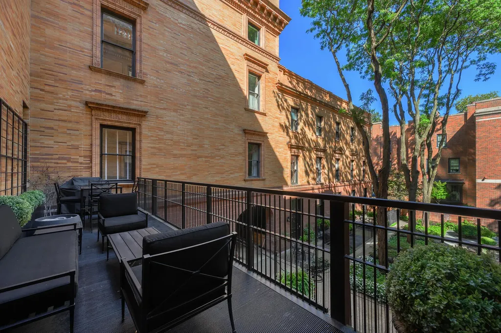 1500 North Astor Street Chicago IL 60610