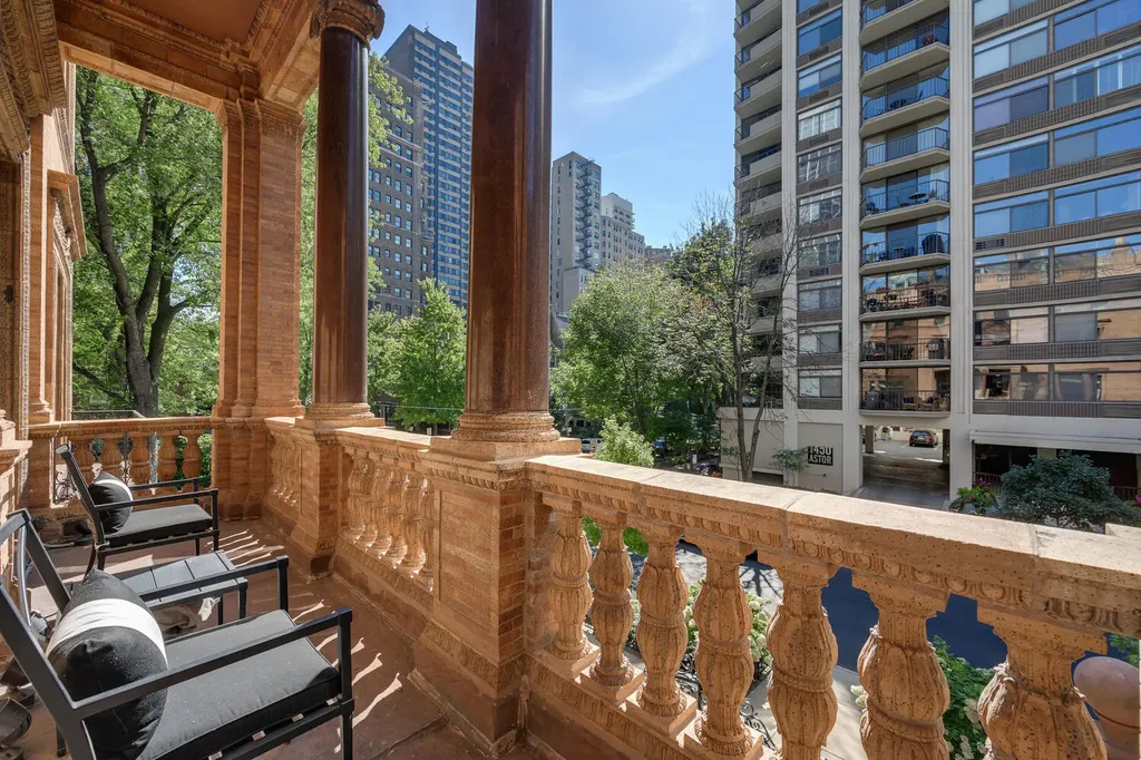 1500 North Astor Street Chicago IL 60610