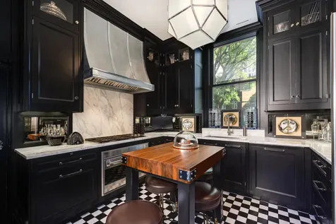 1500 North Astor Street Chicago IL 60610
