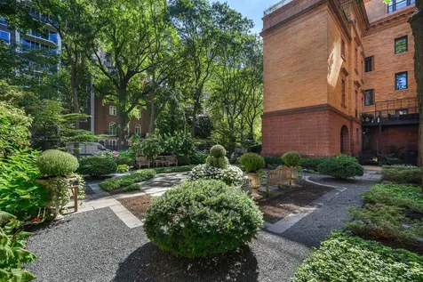 1500 North Astor Street Chicago IL 60610