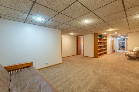 1430 Sylvan Court Freeport IL 61032
