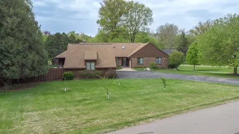 1430 Sylvan Court Freeport IL 61032