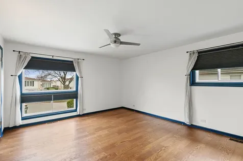 9330 Murray Court Morton Grove IL 60053