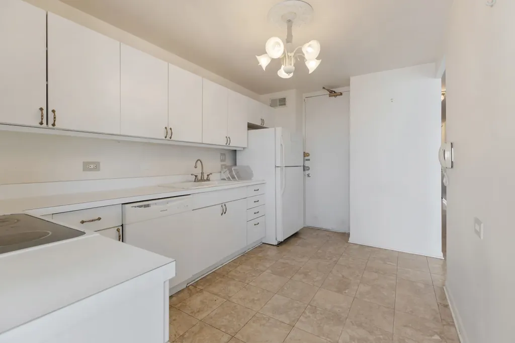1440 North Lake Shore Drive Chicago IL 60610