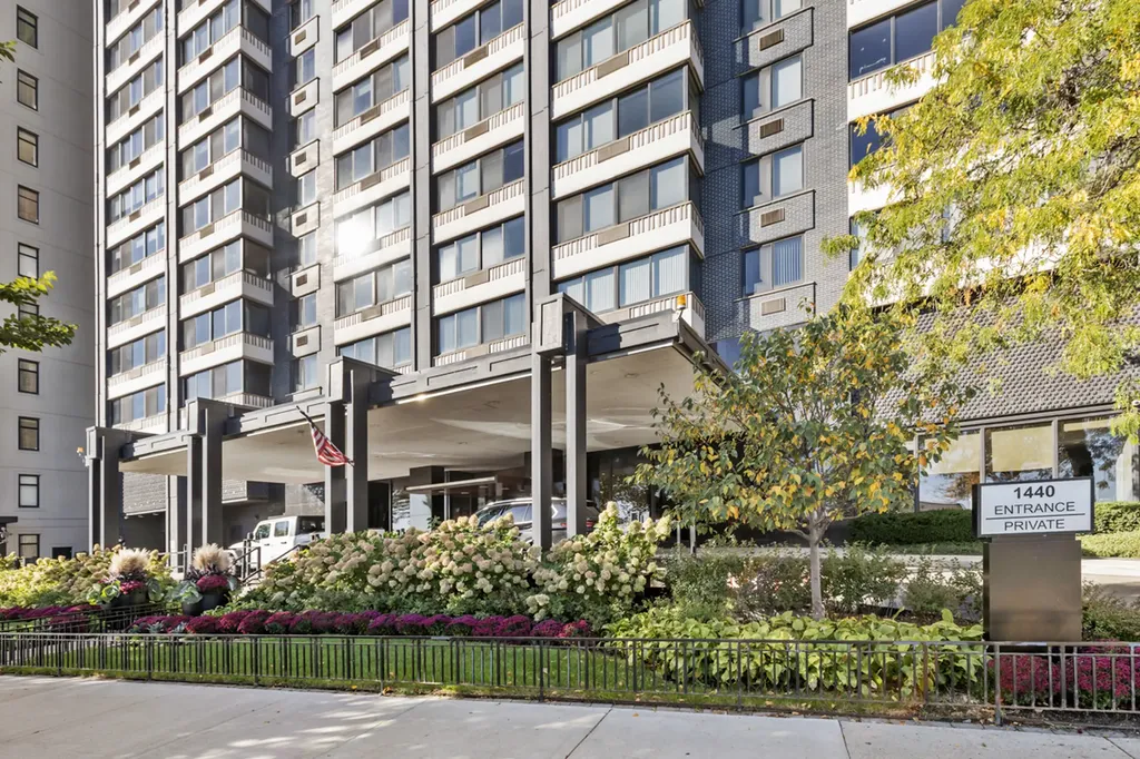 1440 North Lake Shore Drive Chicago IL 60610