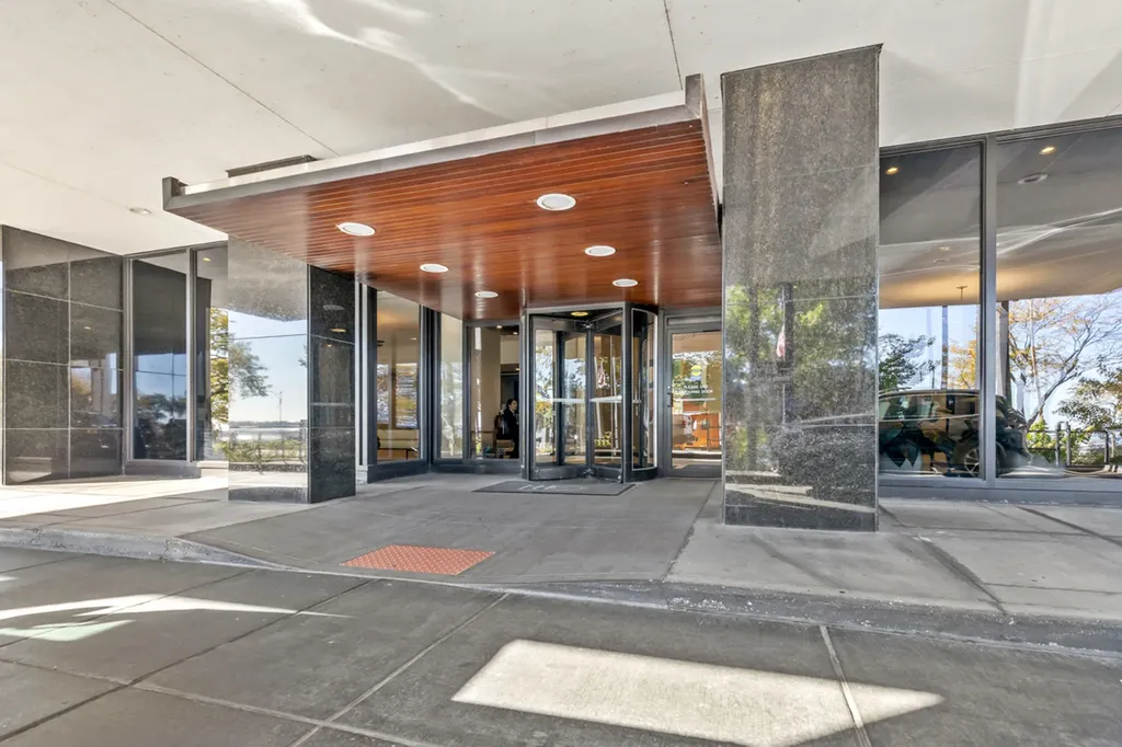 1440 North Lake Shore Drive Chicago IL 60610