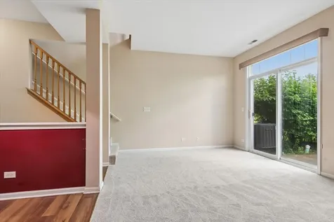 2257 Flagstone Lane Carpentersville IL 60110