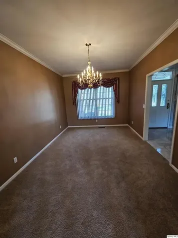 128 Knollwood Quincy IL 62301